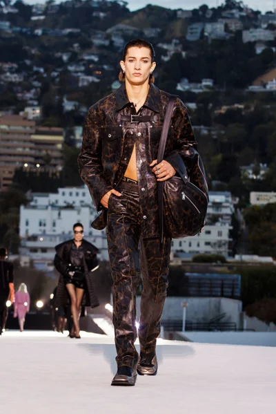 Look 36
